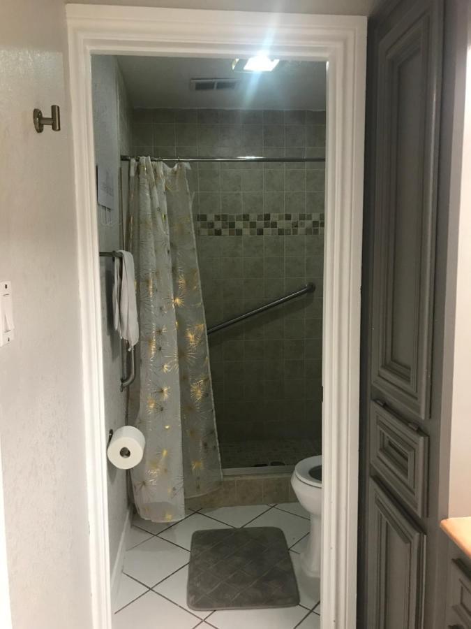 Cheerful 4 Bedroom Home With Pool And Bbq Area With 5Th Bedroom Option Brownsville Extérieur photo