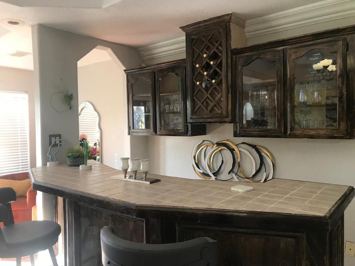 Cheerful 4 Bedroom Home With Pool And Bbq Area With 5Th Bedroom Option Brownsville Extérieur photo